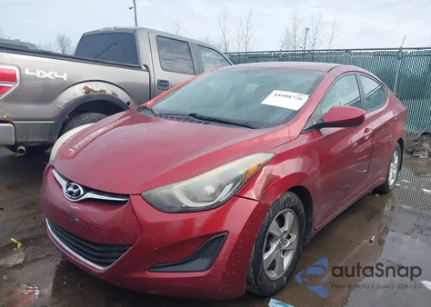 2014 Hyundai Elantra Se z USA, uszkodzony, nr VIN 5NPDH4AE0EH546321